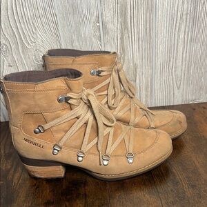 Merrell Shiloh II Leather/ Recycled Fiber Ankle Boot Women's Size 8